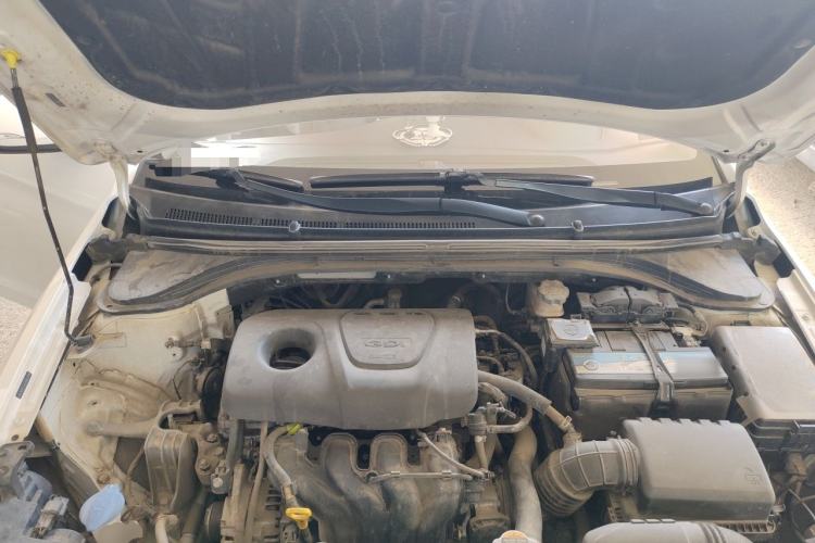 Used Hyundai Elantra (6th Generation / Lingdong) 2016 1.6L Automatic ZhiXuan – Elite Version Engine Bay