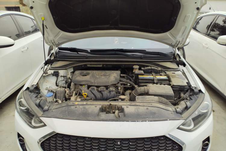 Used Hyundai Elantra (6th Generation / Lingdong) 2016 1.6L Automatic ZhiXuan – Elite Version Engine Bay