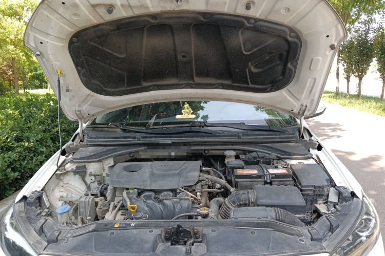 Used Hyundai Elantra (6th Generation / Lingdong) 2016 1.6L Automatic ZhiXuan – Elite Version Engine Bay