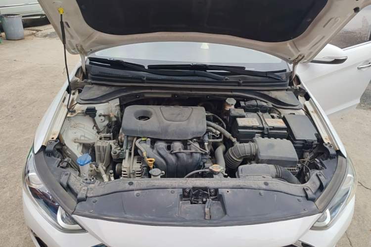 Used Hyundai Elantra (6th Generation / Lingdong) 2016 1.6L Automatic ZhiXuan – Elite Version Engine Bay
