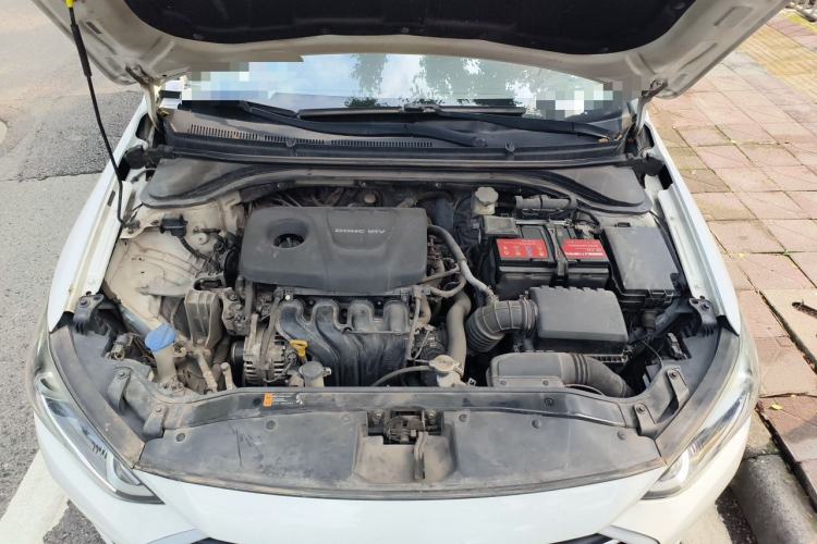 Used Hyundai Elantra (6th Generation / Lingdong) 2016 1.6L Manual ZhiXuan · Dynamic Model Engine Bay
