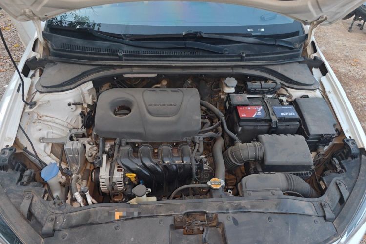 Used Hyundai Elantra (6th Generation / Lingdong) 2016 1.6L Manual ZhiXuan · Dynamic Model Engine Bay