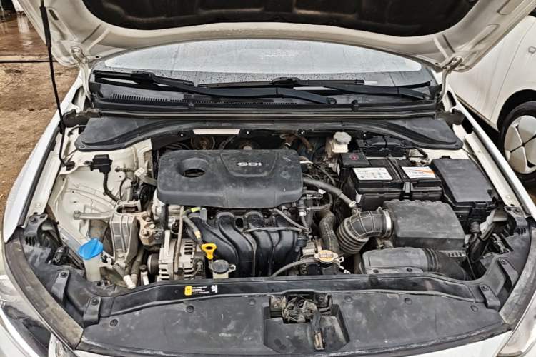 Used Hyundai Elantra (6th Generation / Lingdong) 2016 1.6L Automatic ZhiXuan – Elite Version Engine Bay