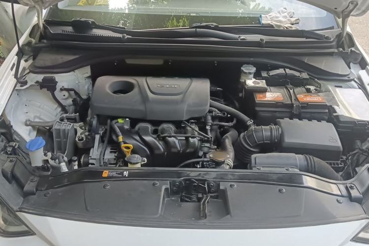 Used Hyundai Elantra (6th Generation / Lingdong) 2016 1.6L Automatic ZhiXuan – Elite Version Engine Bay