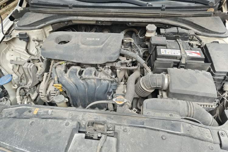 Used Hyundai Elantra (6th Generation / Lingdong) 2016 1.6L Automatic ZhiXuan – Elite Version Engine Bay