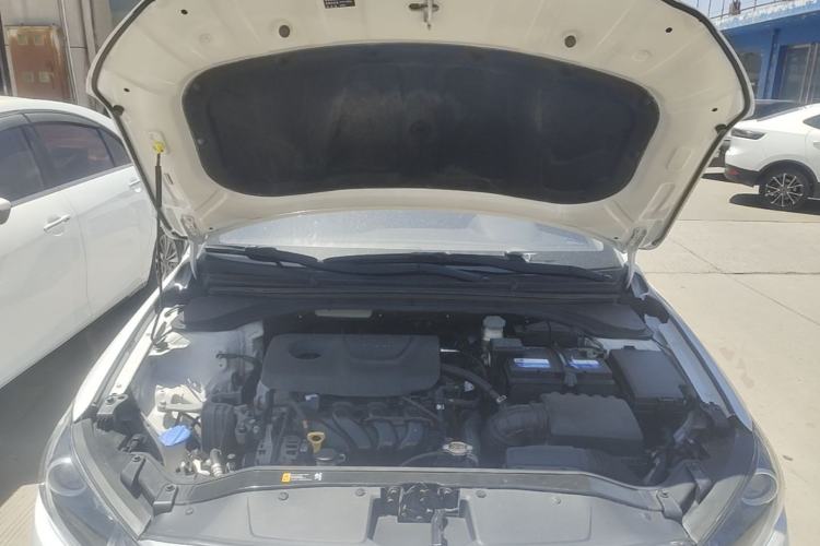Used Hyundai Elantra (6th Generation / Lingdong) 2016 1.6L Automatic ZhiXuan – Elite Version Engine Bay