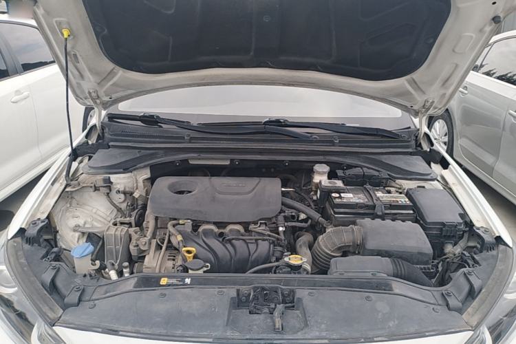 Used Hyundai Elantra (6th Generation / Lingdong) 2016 1.6L Automatic ZhiXuan – Elite Version Engine Bay