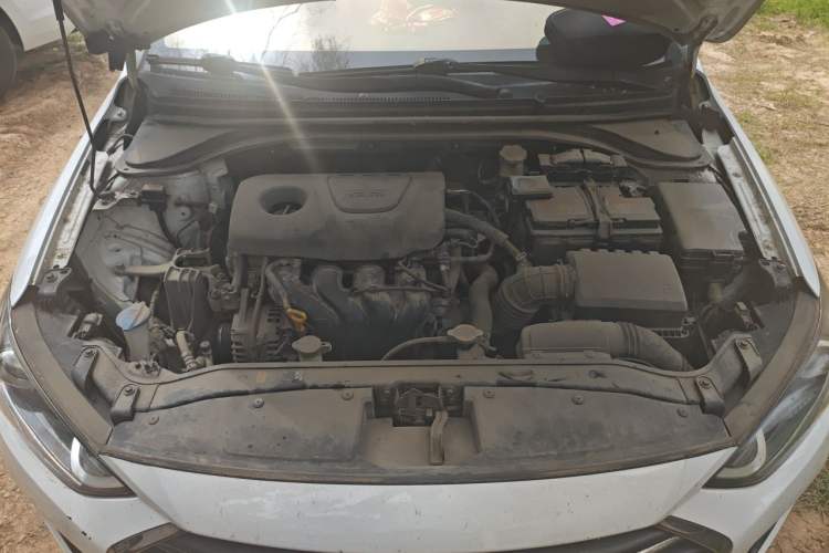 Used Hyundai Elantra (6th Generation / Lingdong) 2016 1.6L Automatic ZhiXuan – Elite Version Engine Bay