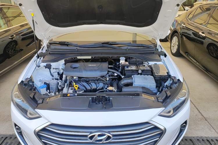 Used Hyundai Elantra (6th Generation / Lingdong) 2016 1.6L Automatic ZhiXuan – Elite Version Engine Bay