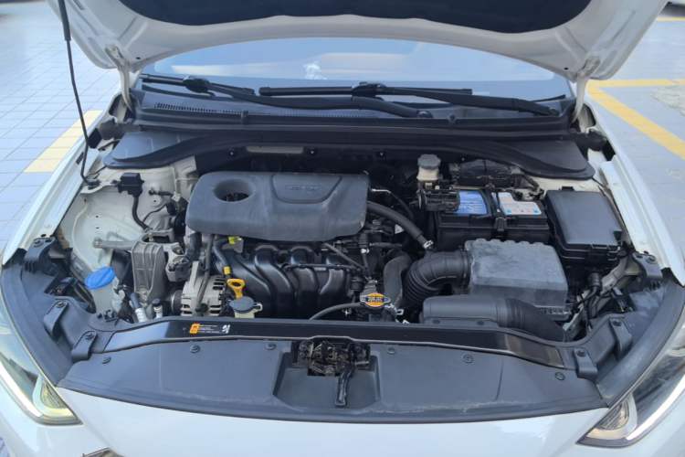 Used Hyundai Elantra (6th Generation / Lingdong) 2016 1.6L Automatic ZhiXuan – Elite Version Engine Bay