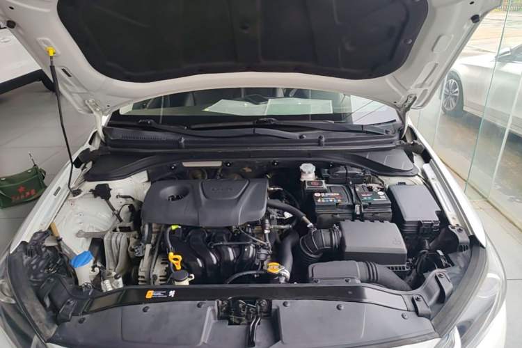 Used Hyundai Elantra (6th Generation / Lingdong) 2016 1.6L Automatic ZhiXuan – Elite Version Engine Bay