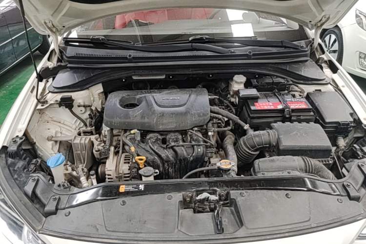 Used Hyundai Elantra (6th Generation / Lingdong) 2016 1.6L Automatic ZhiXuan – Elite Version Engine Bay
