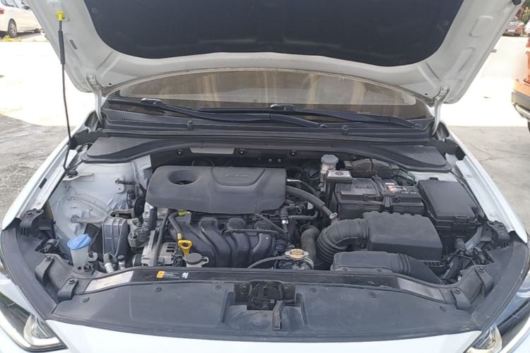 Used Hyundai Elantra (6th Generation / Lingdong) 2016 1.6L Automatic ZhiXuan – Elite Version Engine Bay