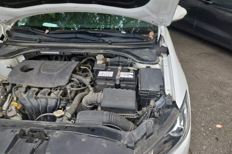 Used Hyundai Elantra (6th Generation / Lingdong) 2016 1.6L Automatic ZhiXuan – Elite Version Engine Bay Left