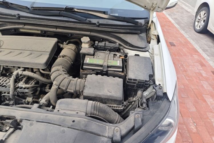 Used Hyundai Elantra (6th Generation / Lingdong) 2016 1.4T Dual-Clutch Xuan Dong · Dynamic Version Engine Bay Left