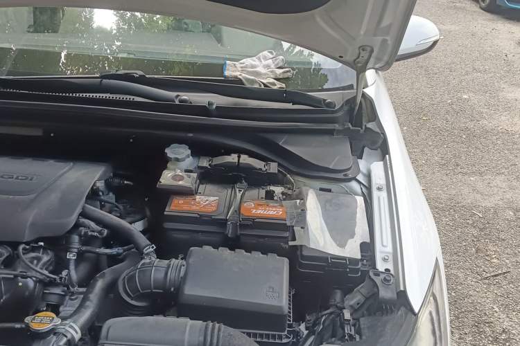 Used Hyundai Elantra (6th Generation / Lingdong) 2016 1.6L Automatic ZhiXuan – Elite Version Engine Bay Left