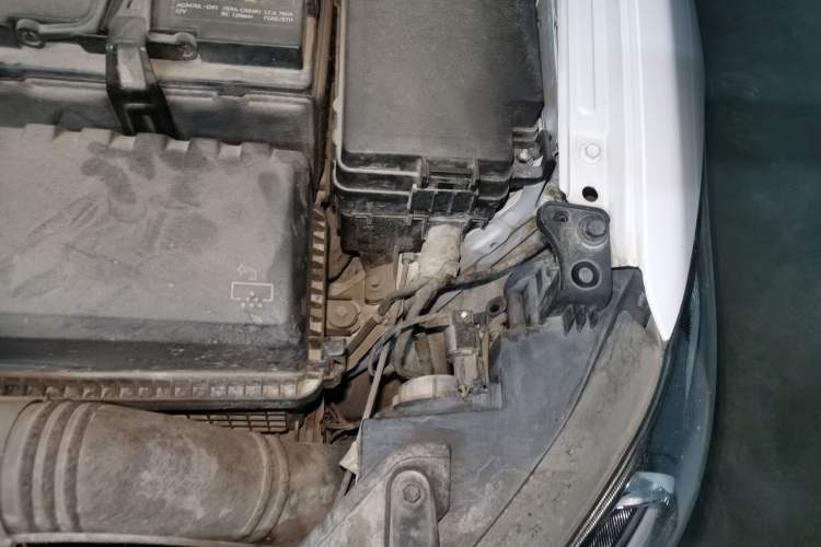 Used Hyundai Elantra (6th Generation / Lingdong) 2016 1.6L Automatic ZhiXuan – Elite Version Engine Bay Left