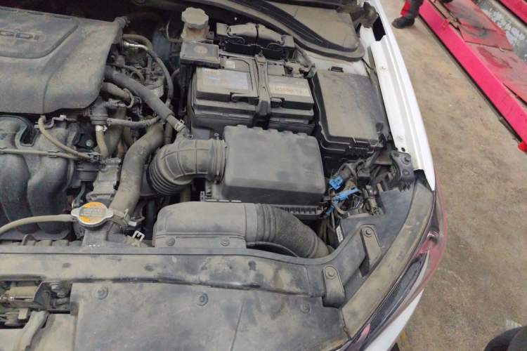 Used Hyundai Elantra (6th Generation / Lingdong) 2016 1.6L Automatic ZhiXuan – Elite Version Engine Bay Left