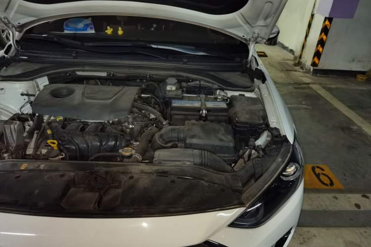 Used Hyundai Elantra (6th Generation / Lingdong) 2016 1.6L Automatic ZhiXuan – Elite Version Engine Bay Left