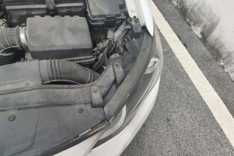 Used Hyundai Elantra (6th Generation / Lingdong) 2016 1.6L Automatic ZhiXuan – Elite Version Engine Bay Left