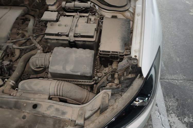 Used Hyundai Elantra (6th Generation / Lingdong) 2016 1.6L Manual ZhiXuan · Dynamic Model Engine Bay Left