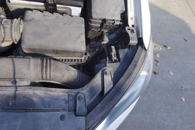 Used Hyundai Elantra (6th Generation / Lingdong) 2016 1.6L Automatic ZhiXuan – Elite Version Engine Bay Left