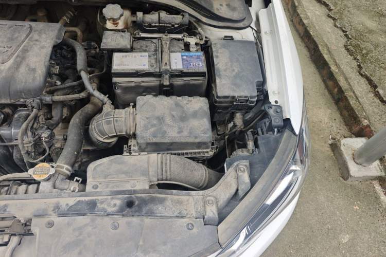 Used Hyundai Elantra (6th Generation / Lingdong) 2016 1.6L Manual ZhiXuan · Dynamic Model Engine Bay Left