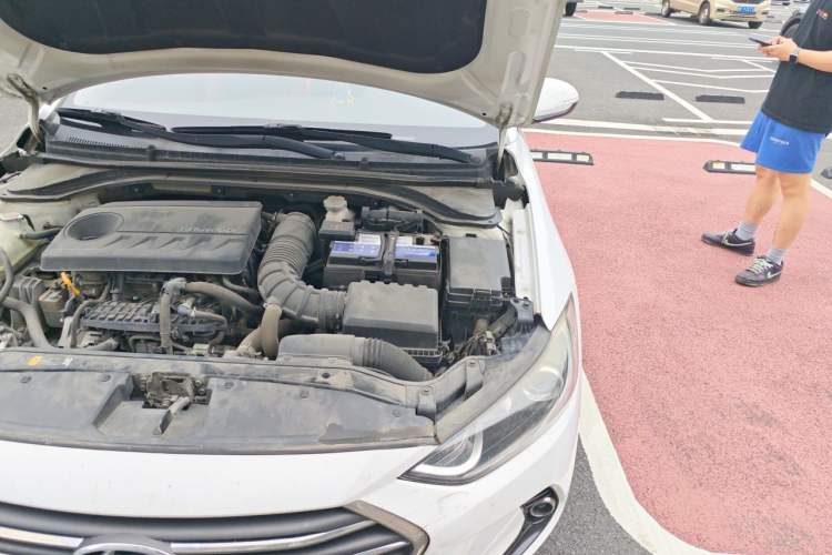 Used Hyundai Elantra (6th Generation / Lingdong) 2016 1.4T Dual-Clutch Xuan Dong · Dynamic Version Engine Bay Left