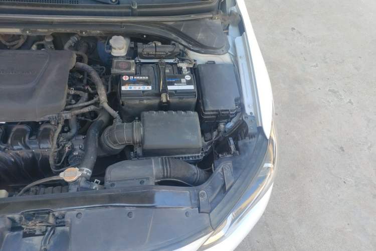 Used Hyundai Elantra (6th Generation / Lingdong) 2016 1.6L Manual ZhiXuan · Dynamic Model Engine Bay Left