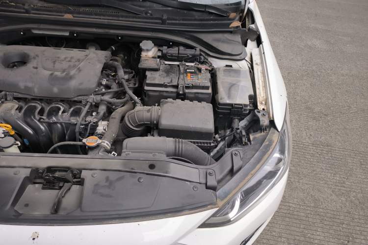 Used Hyundai Elantra (6th Generation / Lingdong) 2016 1.6L Manual ZhiXuan · Dynamic Model Engine Bay Left