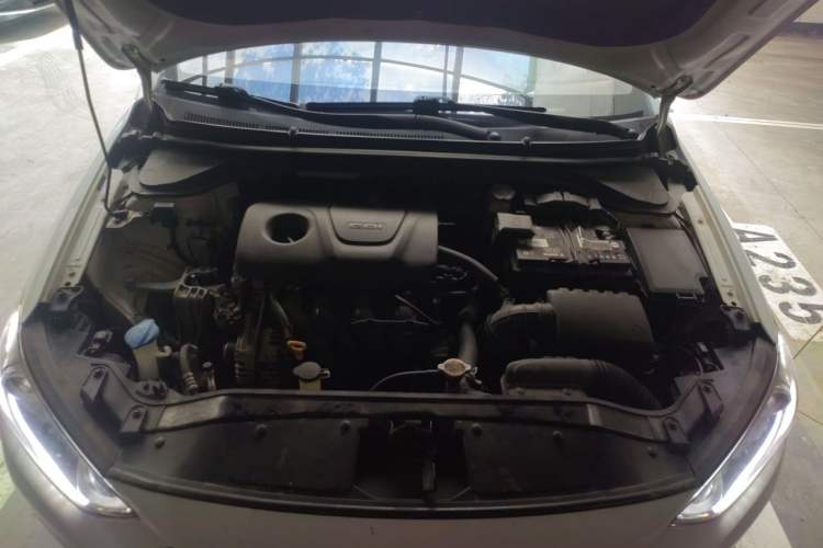 Used Hyundai Elantra (6th Generation / Lingdong) 2016 1.6L Automatic ZhiXuan – Elite Version Engine Bay