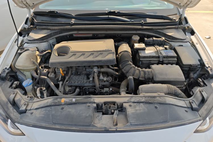 Used Hyundai Elantra (6th Generation / Lingdong) 2016 1.4T Dual-Clutch Xuan Dong · Dynamic Version Engine Bay