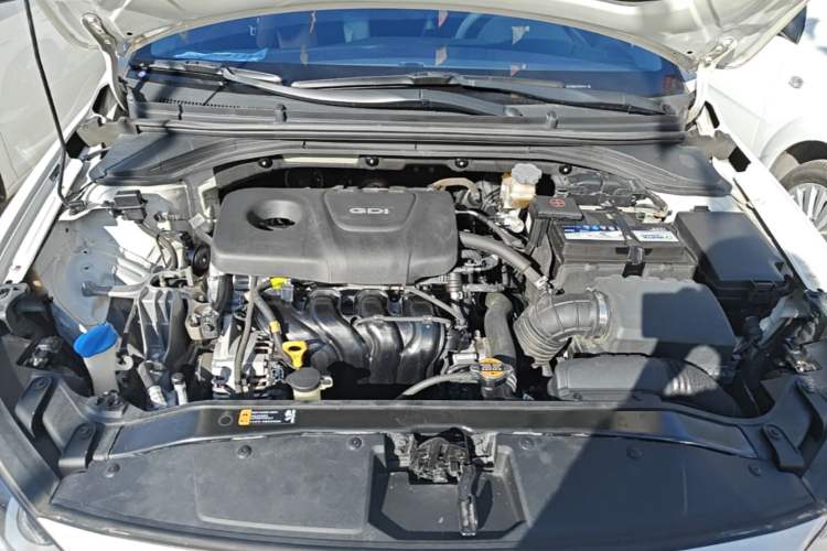 Used Hyundai Elantra (6th Generation / Lingdong) 2016 1.6L Automatic ZhiXuan – Elite Version Engine Bay