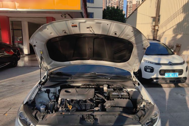 Used Hyundai Elantra (6th Generation / Lingdong) 2016 1.6L Automatic ZhiXuan – Elite Version Engine Bay