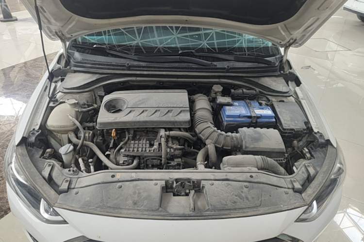 Used Hyundai Elantra (6th Generation / Lingdong) 2016 1.4T Dual-Clutch Xuan Dong · Dynamic Version Engine Bay