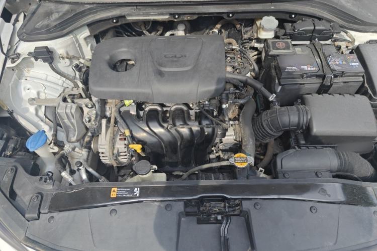 Used Hyundai Elantra (6th Generation / Lingdong) 2016 1.6L Automatic ZhiXuan – Elite Version Engine Bay