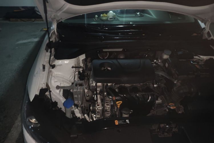 Used Hyundai Elantra (6th Generation / Lingdong) 2016 1.6L Automatic ZhiXuan – Elite Version Engine Bay Right