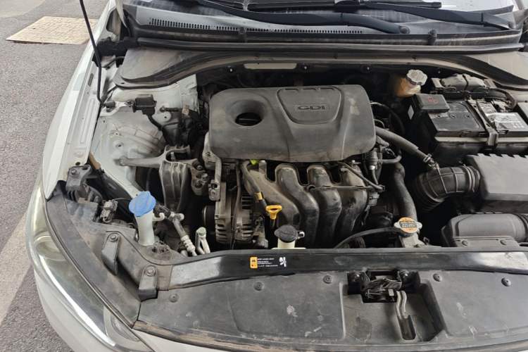 Used Hyundai Elantra (6th Generation / Lingdong) 2016 1.6L Automatic ZhiXuan – Elite Version Engine Bay Right
