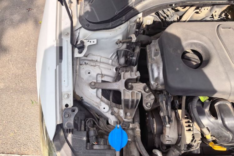 Used Hyundai Elantra (6th Generation / Lingdong) 2016 1.6L Automatic ZhiXuan – Elite Version Engine Bay Right