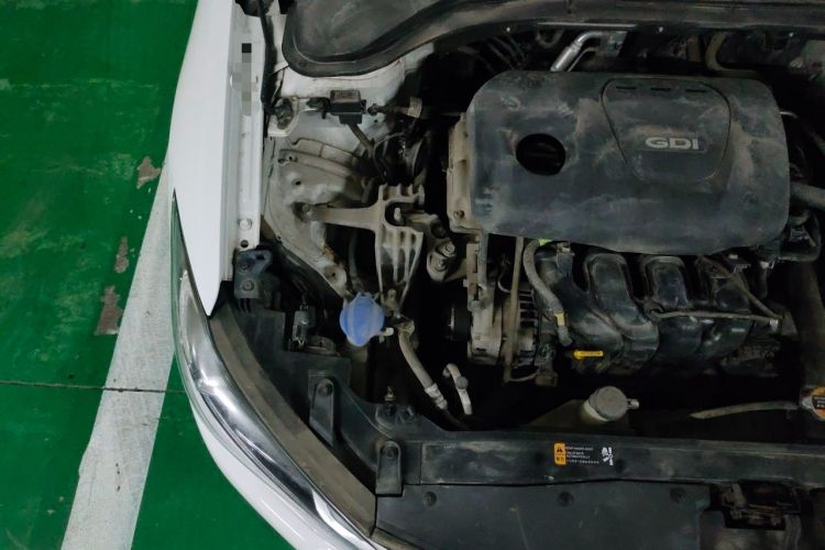 Used Hyundai Elantra (6th Generation / Lingdong) 2016 1.6L Automatic ZhiXuan – Elite Version Engine Bay Right