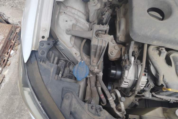 Used Hyundai Elantra (6th Generation / Lingdong) 2016 1.6L Automatic ZhiXuan – Elite Version Engine Bay Right