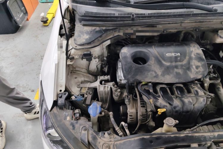 Used Hyundai Elantra (6th Generation / Lingdong) 2016 1.6L Automatic ZhiXuan – Elite Version Engine Bay Right