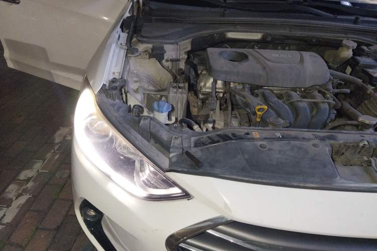 Used Hyundai Elantra (6th Generation / Lingdong) 2016 1.6L Automatic ZhiXuan – Elite Version Engine Bay Right