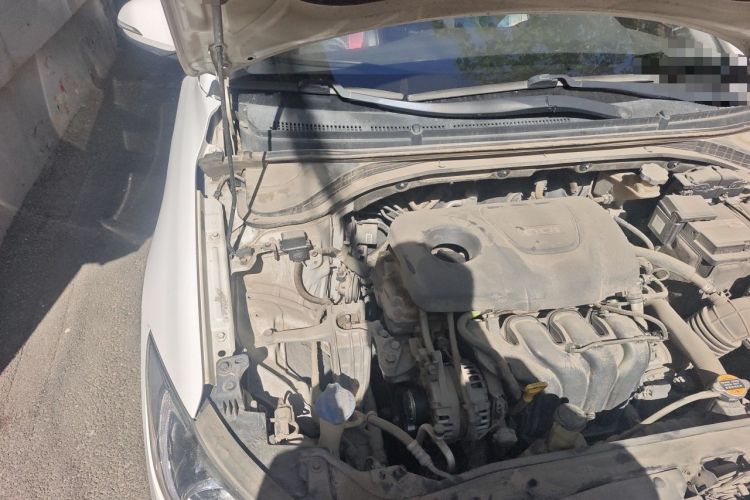 Used Hyundai Elantra (6th Generation / Lingdong) 2016 1.6L Automatic ZhiXuan · Luxury Version Engine Bay Right