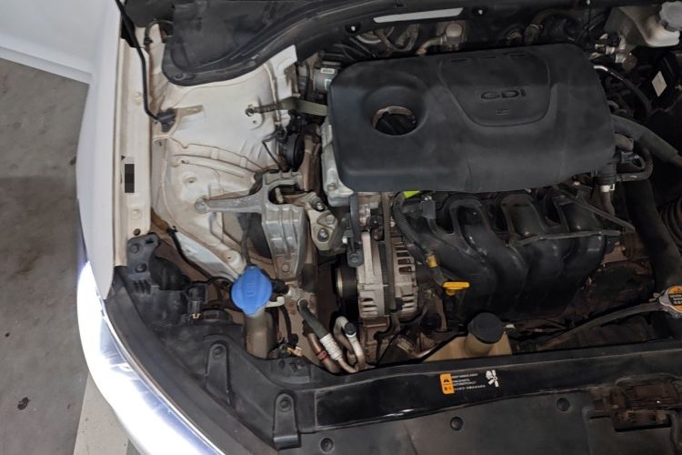 Used Hyundai Elantra (6th Generation / Lingdong) 2016 1.6L Automatic ZhiXuan – Elite Version Engine Bay Right