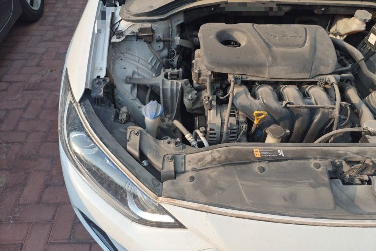 Used Hyundai Elantra (6th Generation / Lingdong) 2016 1.6L Manual ZhiXuan·Youth Edition Engine Bay Right