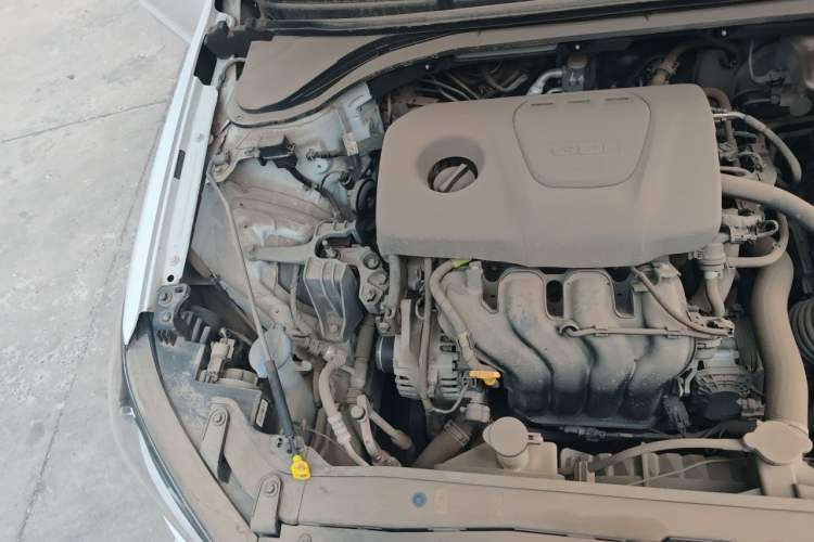 Used Hyundai Elantra (6th Generation / Lingdong) 2016 1.6L Automatic ZhiXuan – Elite Version Engine Bay Right