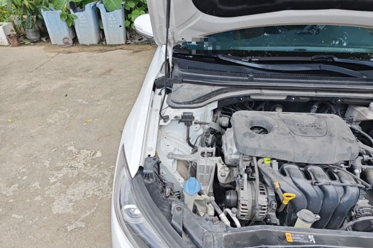 Used Hyundai Elantra (6th Generation / Lingdong) 2016 1.6L Automatic ZhiXuan – Elite Version Engine Bay Right