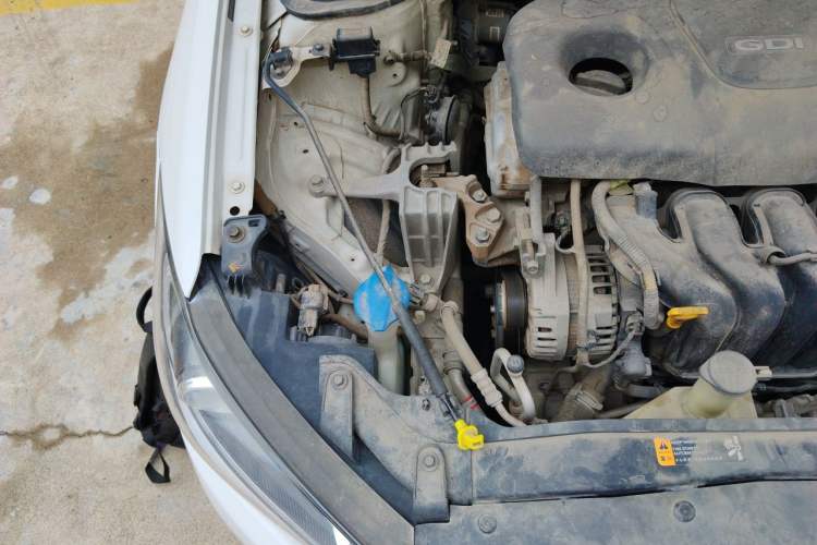 Used Hyundai Elantra (6th Generation / Lingdong) 2016 1.6L Automatic ZhiXuan – Elite Version Engine Bay Right