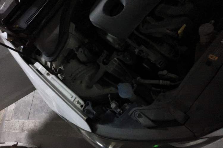 Used Hyundai Elantra (6th Generation / Lingdong) 2016 1.6L Automatic ZhiXuan – Elite Version Engine Bay Right